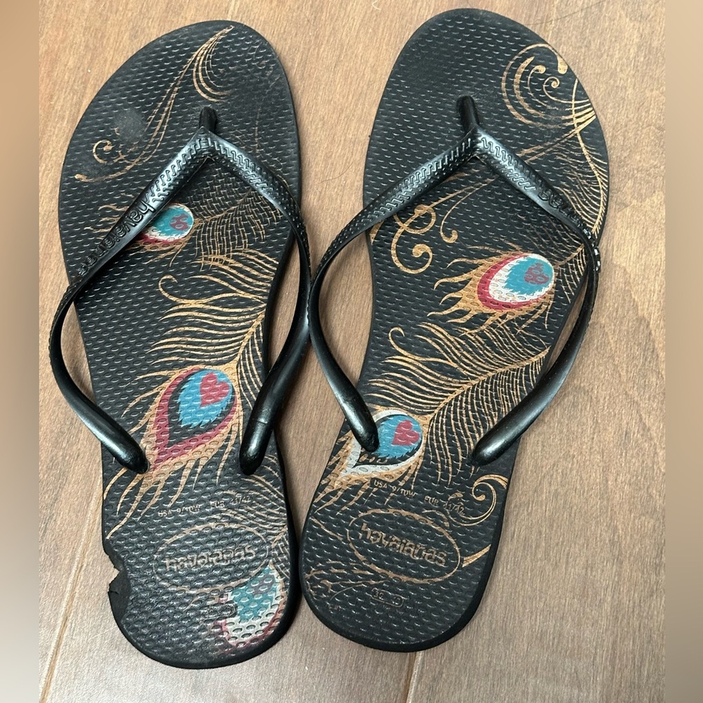 Havaianas black flip flops